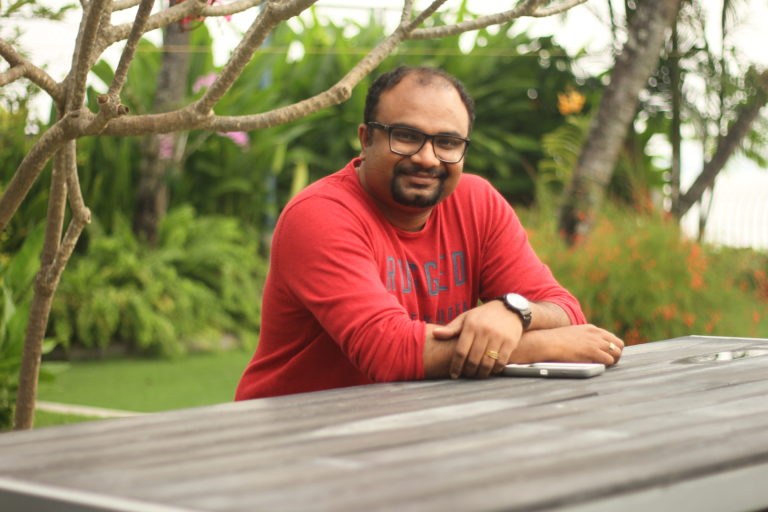 jis-joy-sunday-holiday