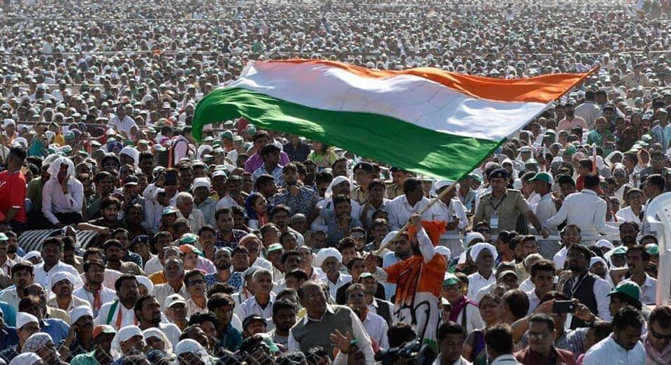 കോണ്‍ഗ്രസ് തെരഞ്ഞെടുപ്പ് റാലിയില്‍ നിന്നൊരു ദൃശ്യം