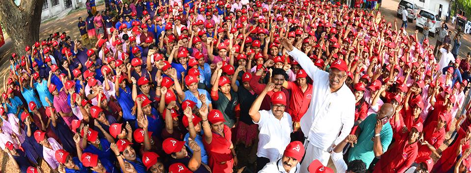 പി ജയരാജന്‍ തെരഞ്ഞെടുപ്പ് പ്രചാരണത്തിനിടെ