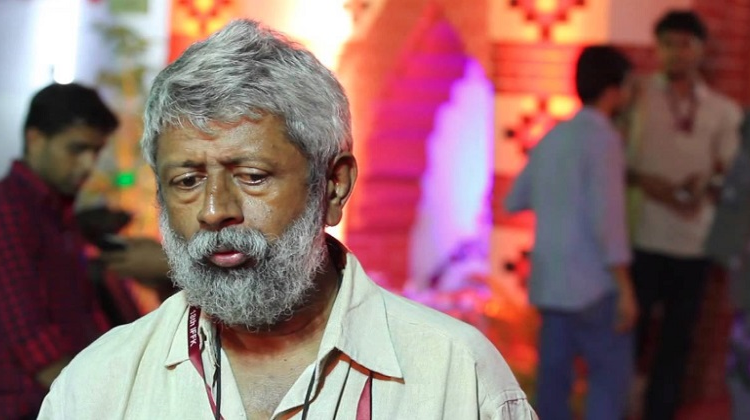 മോഹന്‍ലാല്‍ നല്ല ഗായകനാണ്. പക്ഷേ: ടി കെ രാജീവ് കുമാര്‍ പറയുന്നു, റിയലിസ്റ്റിക് സിനിമകള്‍ മലയാളത്തിലെ പുതിയ ട്രെന്‍ഡ് അല്ല; മുമ്പേ ഇവിടെയുണ്ട്: ടി കെ രാജീവ് കുമാര്‍, burmuda film burmuda malayalam film, burmuda film script writer, burmuda film script writer krishnadas, burmuda movie script writer krishnada panki, krishnadas, krishnadas panki, krishnadas thakazhi, t k rajiv kumar, tk raiv kumar, tk rajeev kumar, t k rajeev kumar interview, burmuda film interview, tk rajeev kumar abhimukham