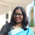 സംഗീതജ്ഞയുടെ രാഷ്ട്രീയത്തില്‍ സംഗീതം നിരപരാധി: പുഷ്പവതി പൊയ്പാടത്ത്‌, സംഗീതജ്ഞയുടെ രാഷ്ട്രീയത്തില്‍ സംഗീതം നിരപരാധി: പുഷ്പാവതി interview pushpavathy poyapadathu, celebrity interviews, abhimukham